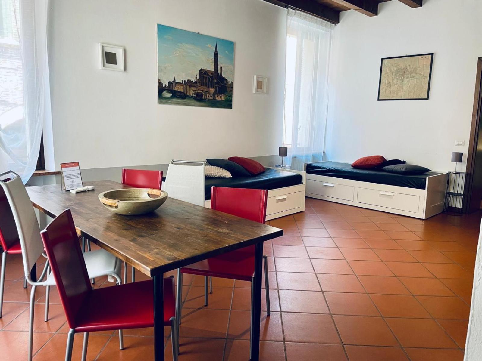 Sottoriva 12 City Center Large Apartment Verona Kültér fotó